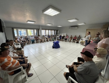 Oficina “Roda de Chimarrão” é retomada com idosos